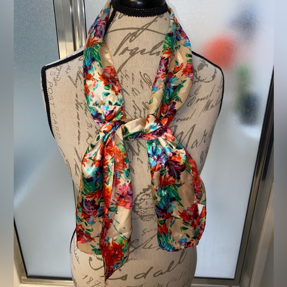 Scarf APT . 9 floral scarf one size